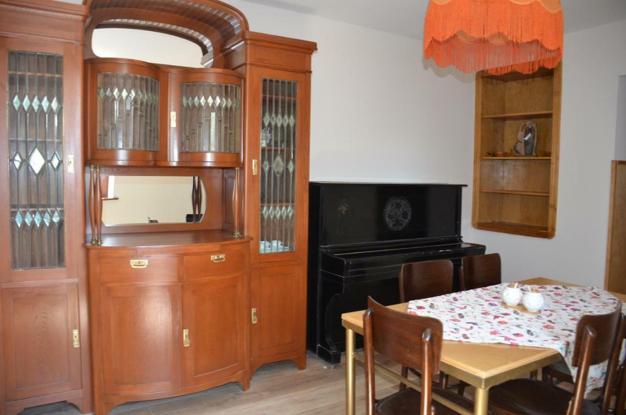 Mebo House Hotell Kutaisi Exteriör bild